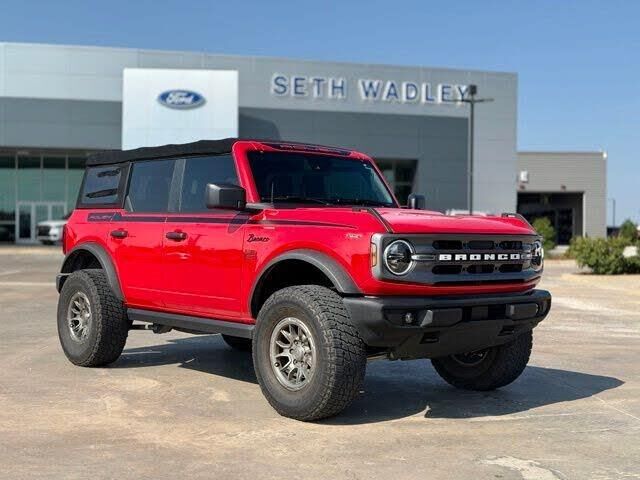 2021 Ford Bronco Base — photo 1 of 12