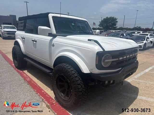 2021 Ford Bronco Outer Banks — photo 1 of 4