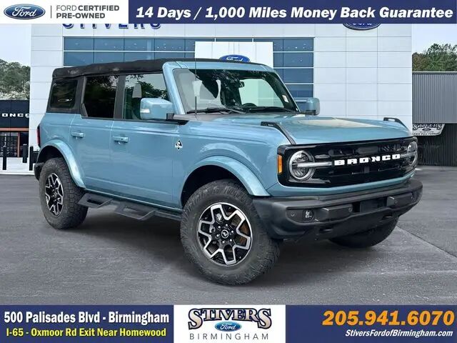 2022 Ford Bronco Outer Banks — photo 1 of 13