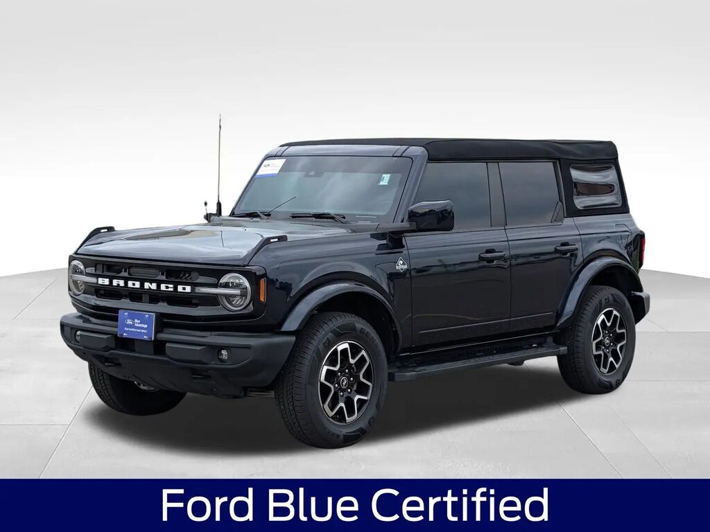 2021 Ford Bronco Outer Banks — photo 1 of 25