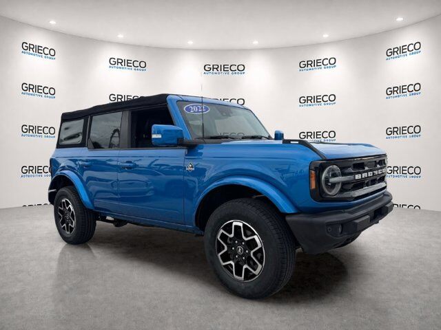 2022 Ford Bronco Outer Banks