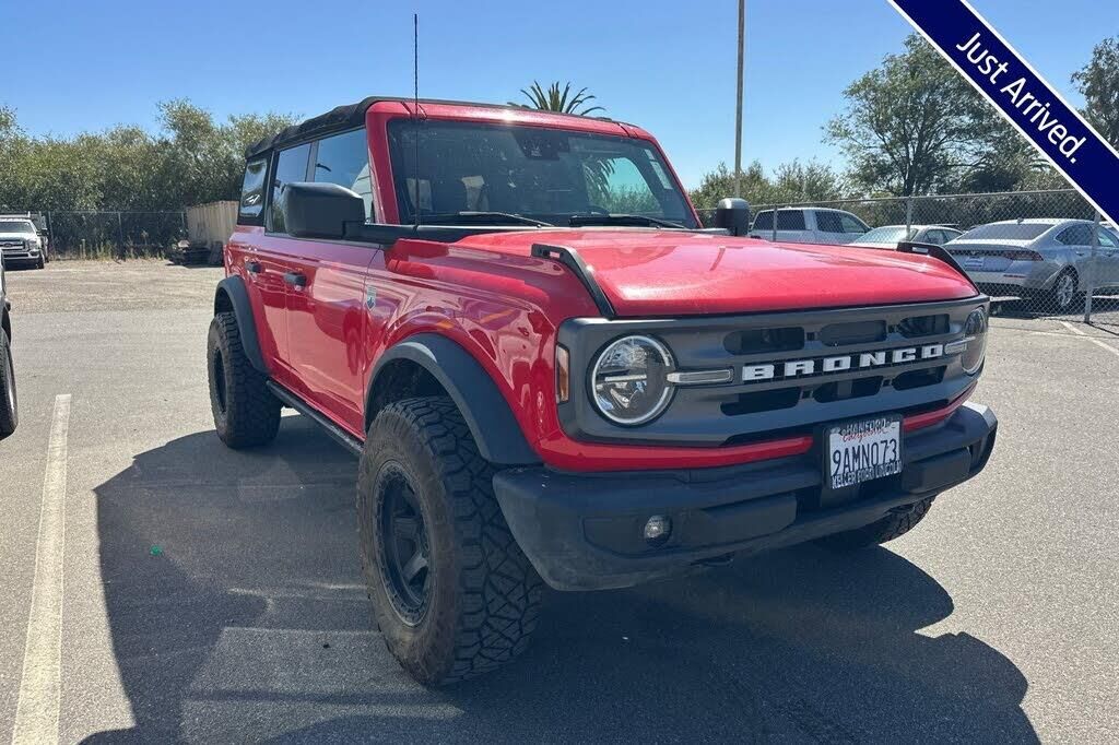 2022 Ford Bronco Big Bend — photo 1 of 2