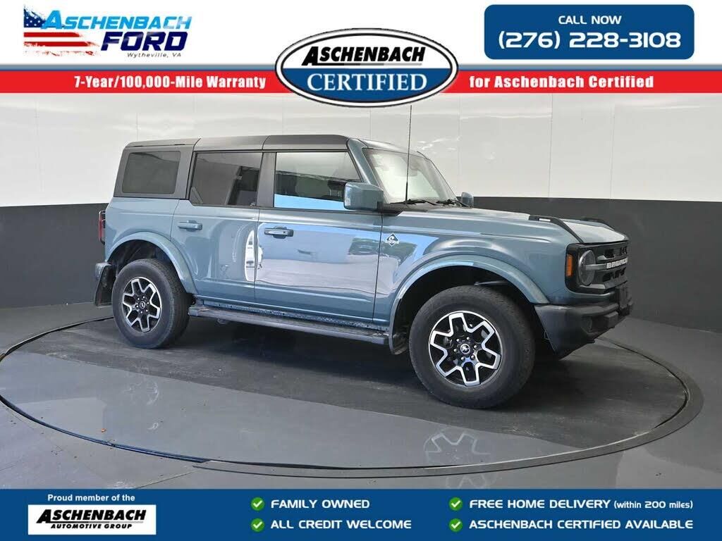 2022 Ford Bronco Outer Banks — photo 1 of 1