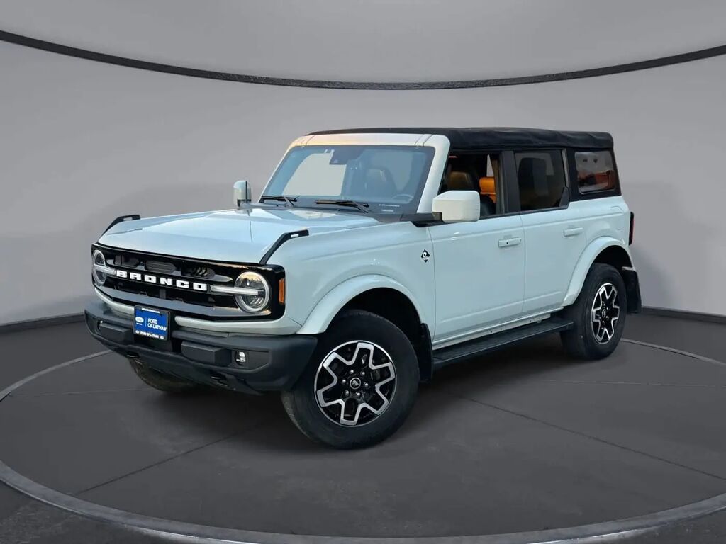 2022 Ford Bronco Outer Banks — photo 1 of 13