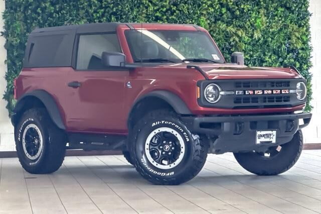 2022 Ford Bronco Base Advanced — photo 1 of 39