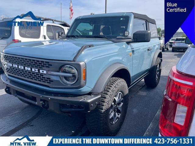 2022 Ford Bronco Black Diamond Advanced — photo 1 of 22