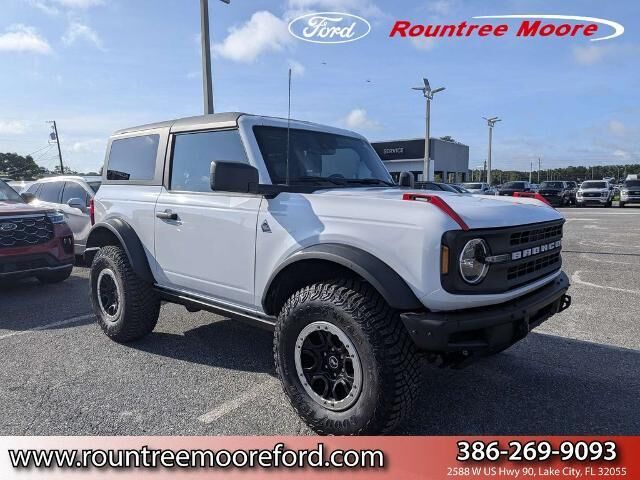 2022 Ford Bronco Base Advanced — photo 1 of 26