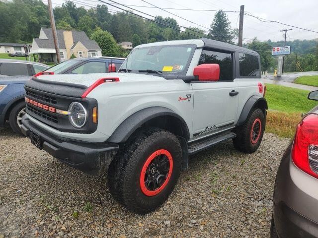 2022 Ford Bronco Outer Banks Advanced — photo 1 of 27