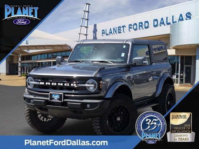 2022 Ford Bronco Base Advanced — photo 1 of 26