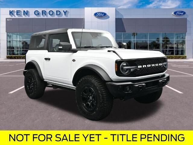 2023 Ford Bronco Base Advanced — photo 1 of 26