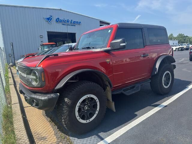 2022 Ford Bronco Wildtrak Advanced — photo 1 of 27