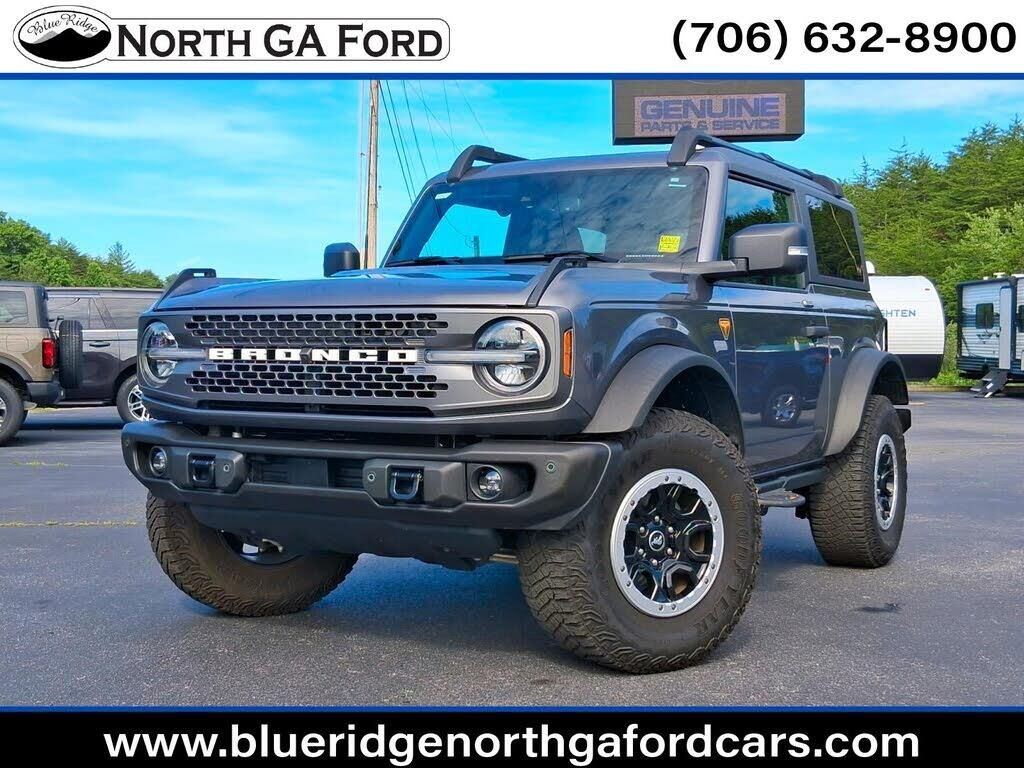 2023 Ford Bronco Base Advanced — photo 1 of 2