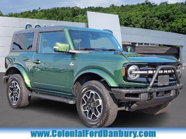 2023 Ford Bronco Base Advanced — photo 1 of 13