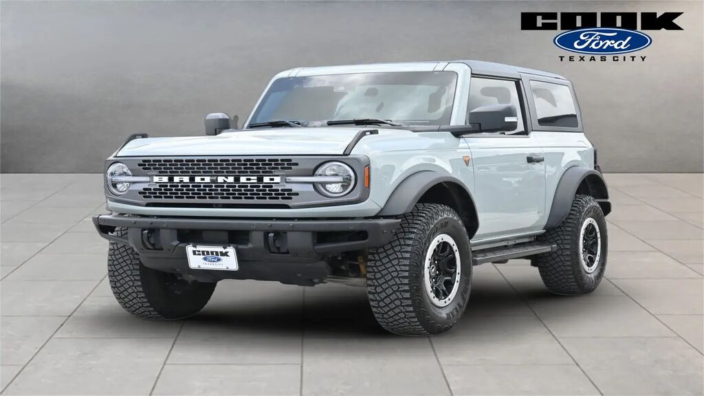 2023 Ford Bronco Wildtrak Advanced — photo 1 of 16