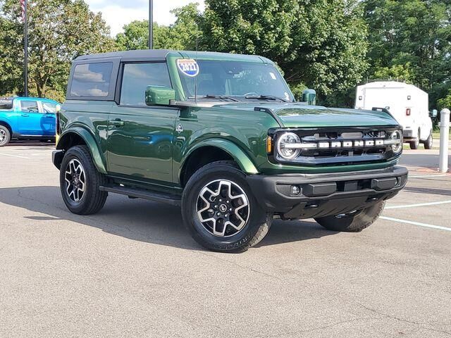 2022 Ford Bronco Base Advanced — photo 1 of 26