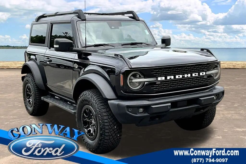 2022 Ford Bronco Badlands Advanced — photo 1 of 12