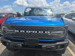 2023 Ford Bronco Badlands Advanced — photo 1 of 44