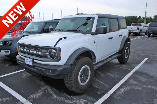 2023 Ford Bronco Badlands Advanced — photo 1 of 22