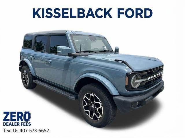 2022 Ford Bronco Base Advanced — photo 1 of 11