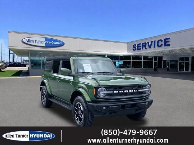 2022 Ford Bronco Base Advanced — photo 1 of 26