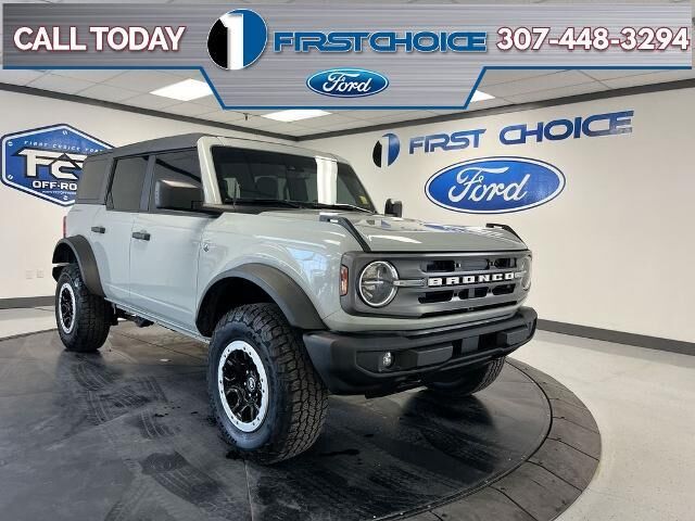 2022 Ford Bronco Base Advanced — photo 1 of 26