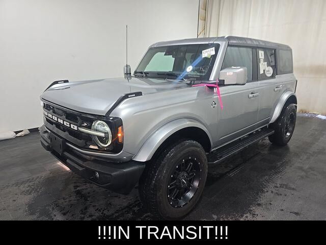 2023 Ford Bronco Base Advanced — photo 1 of 28