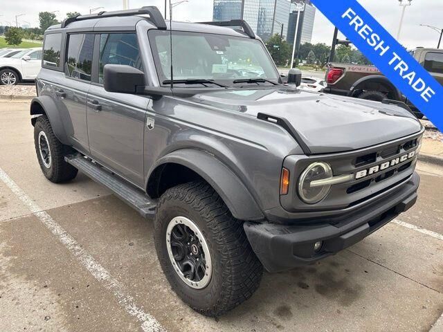 2023 Ford Bronco Everglades Advanced — photo 1 of 2
