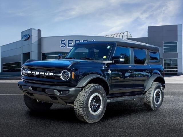 2023 Ford Bronco Black Diamond Advanced — photo 1 of 13