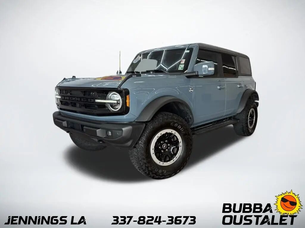 2023 Ford Bronco Base Advanced — photo 1 of 13