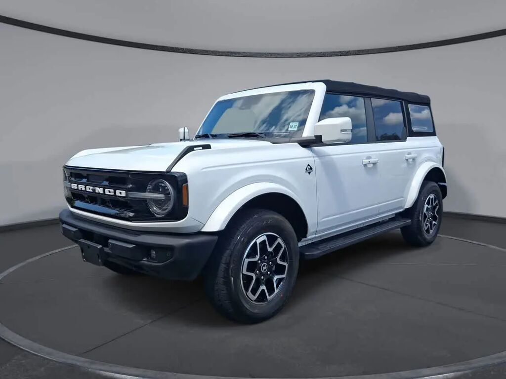 2022 Ford Bronco Black Diamond Advanced — photo 1 of 26
