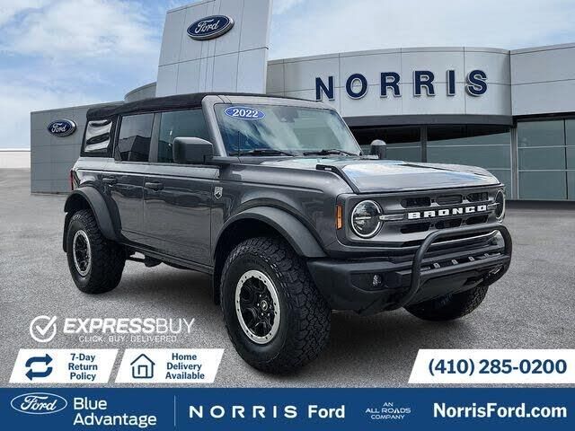2022 Ford Bronco Base Advanced — photo 1 of 14