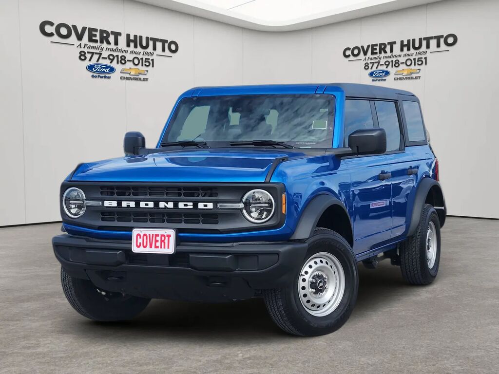 2025 Ford Bronco Base — photo 1 of 13