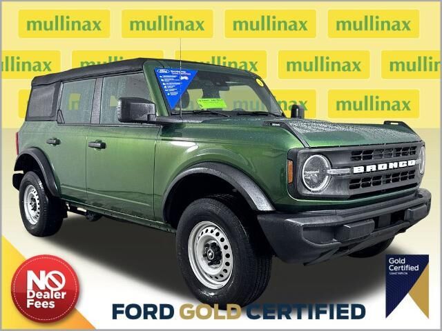 2025 Ford Bronco Base — photo 1 of 8