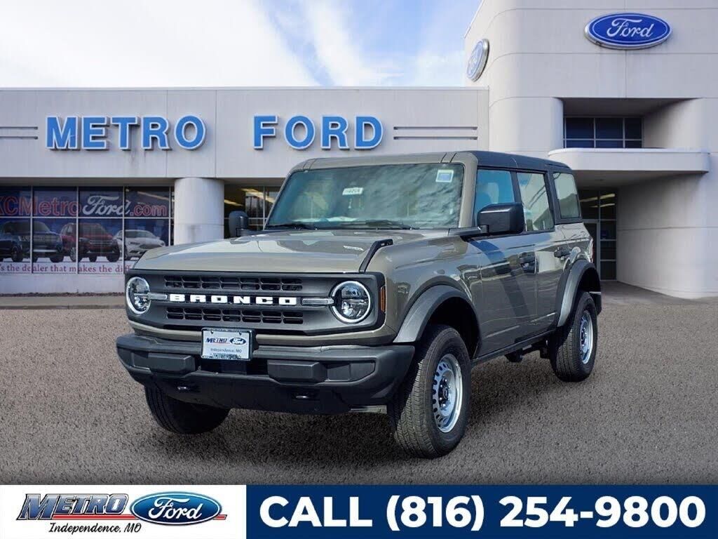 2025 Ford Bronco Base — photo 1 of 1