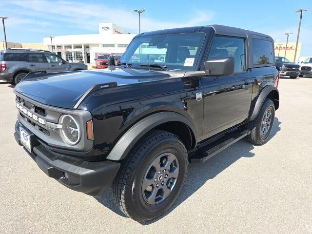 2024 Ford Bronco Big Bend — photo 1 of 13