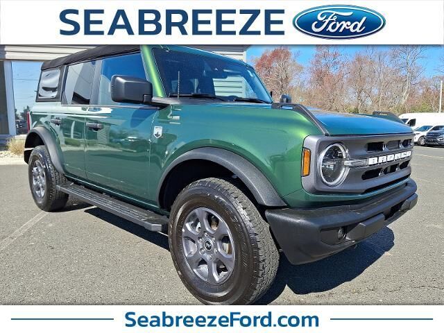 2024 Ford Bronco Big Bend — photo 1 of 14