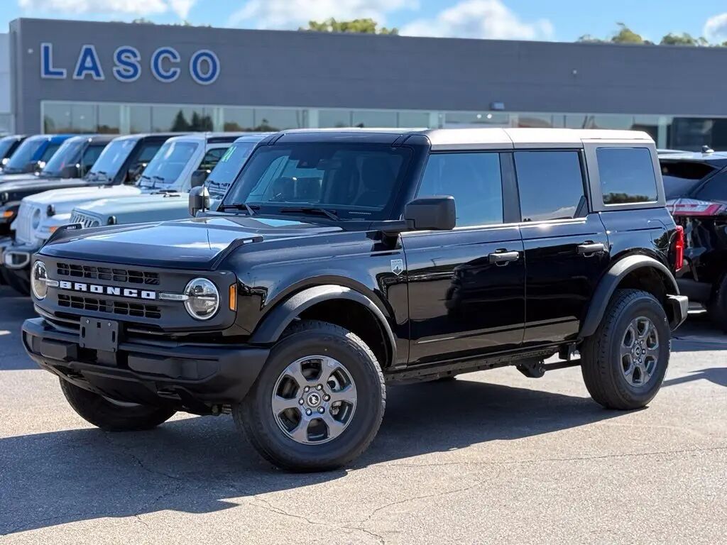 2025 Ford Bronco Big Bend — photo 1 of 13