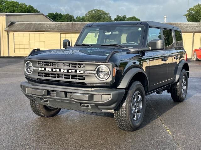 2025 Ford Bronco Big Bend — photo 1 of 13