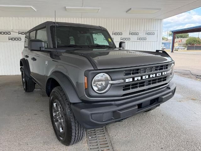 2025 Ford Bronco Big Bend — photo 1 of 39