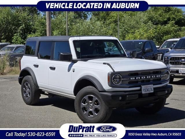 2024 Ford Bronco Big Bend — photo 1 of 13