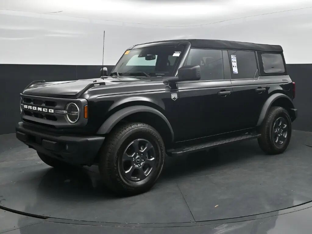2024 Ford Bronco Big Bend — photo 1 of 13