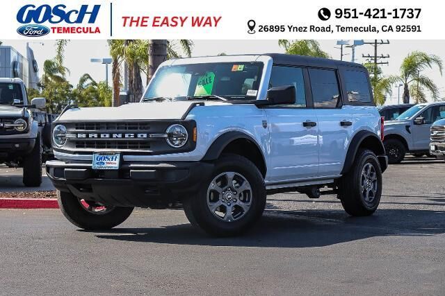 2025 Ford Bronco Big Bend — photo 1 of 26