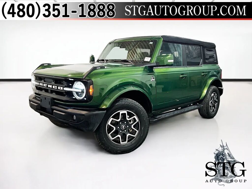 2024 Ford Bronco Outer Banks — photo 1 of 13