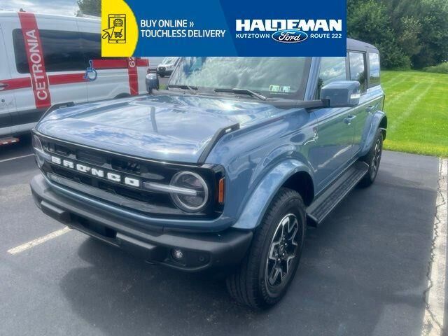 2025 Ford Bronco Outer Banks — photo 1 of 27