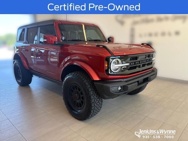 2024 Ford Bronco Outer Banks — photo 1 of 2