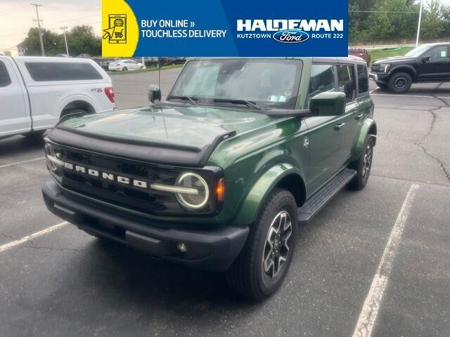 2024 Ford Bronco Outer Banks — photo 1 of 28