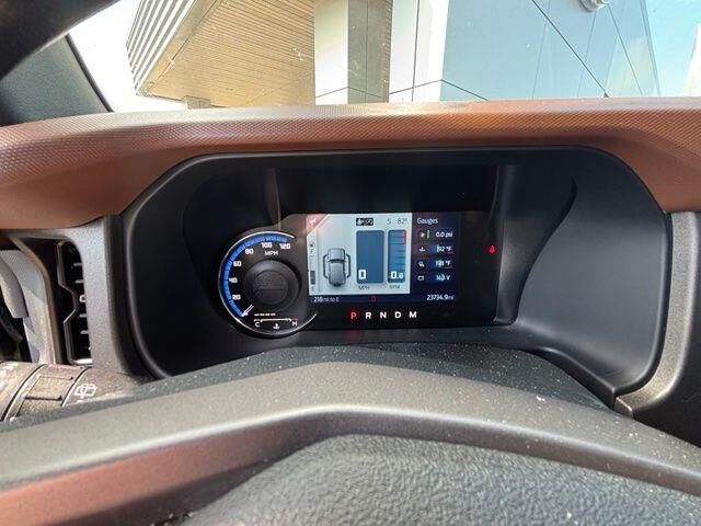 2024 Ford Bronco Outer Banks — photo 1 of 26