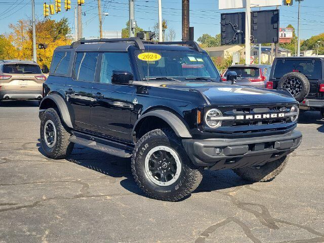 2024 Ford Bronco Outer Banks