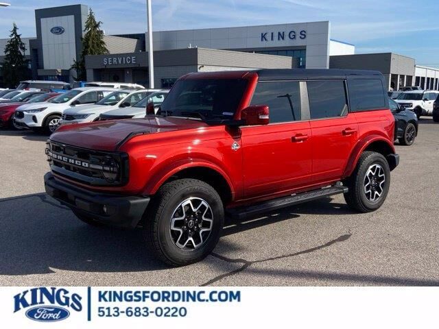 2024 Ford Bronco Outer Banks