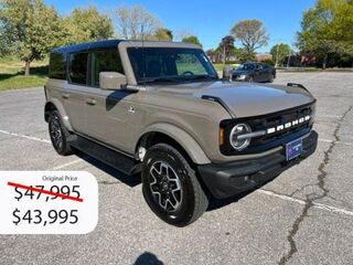 2025 Ford Bronco Outer Banks